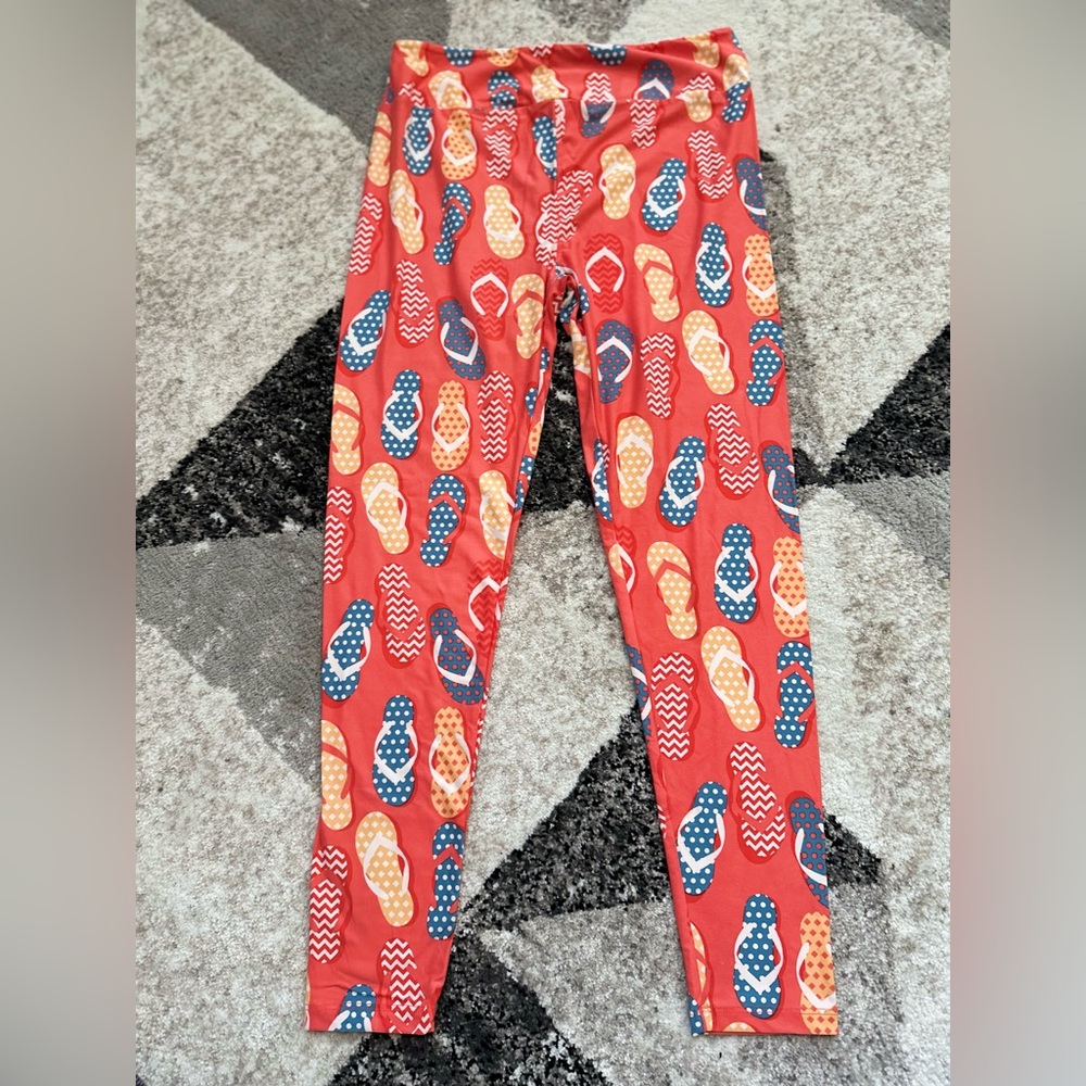 LuLaRoe Tall/Curvy Flip-Flop Leggings
